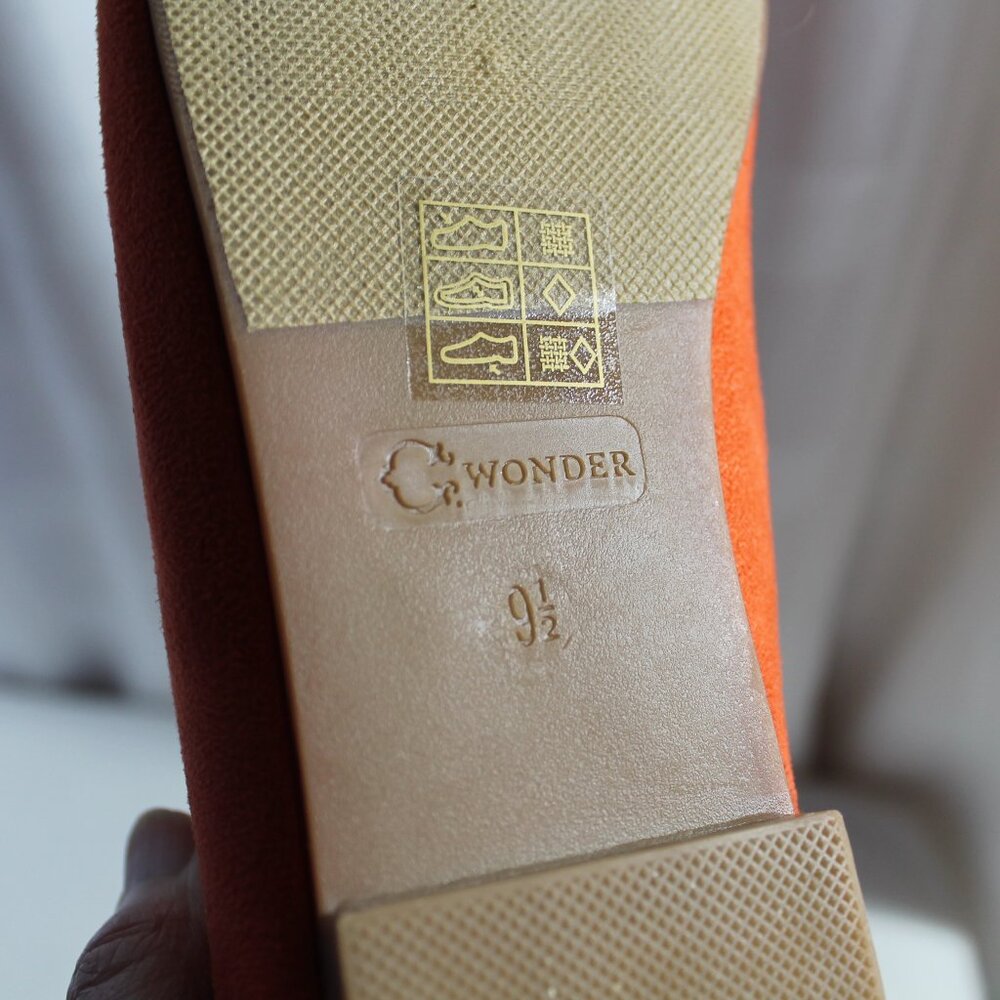 C. Wonder Orange Giraffe Flats, 9.5 NWOB - Picture 8 of 8